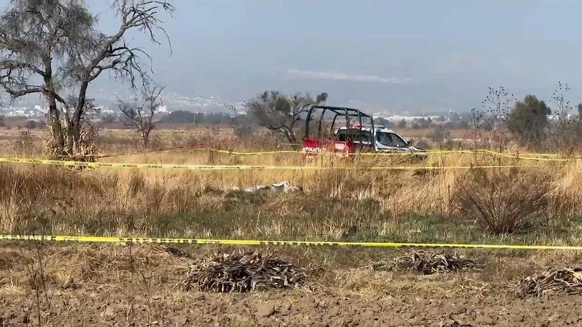 Un cuerpo maniatado y con huellas de violencia fue encontrado en campos de cultivo de San Martín Zoquiapan en Coronango